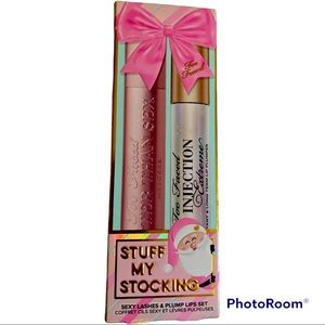 Better than sex mascara plus lip injections. Perfect condition